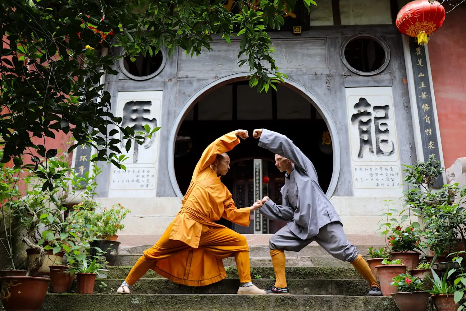 masters at shaolin temple chengdu lingkai temple