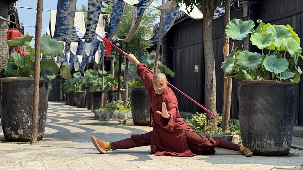 Headmaster, Shifu Shi Yanjun, Headcoach